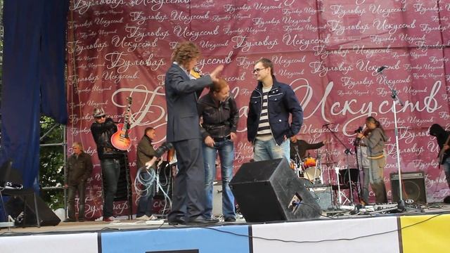 День города. Москва 2010. Тверской бульвар (5). смотреть онлайн