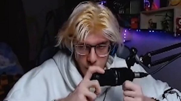 SHIZA.WEBM (Content Aware Scale)