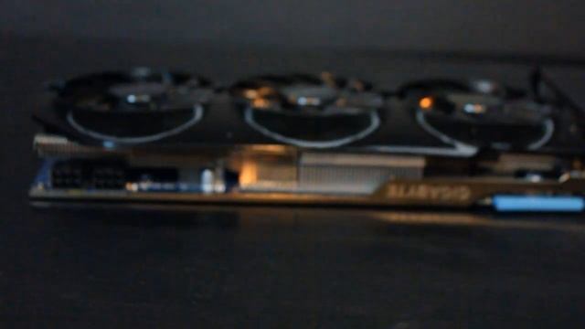 Gigabyte AMD HD 7950 3GB GV-R795WF3-3GD Windforce Cooler Graphics card Unboxing смотреть онлайн