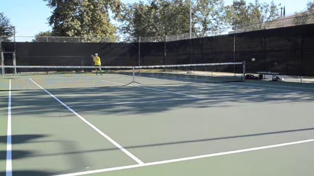Gabriel Rapoport College Tennis Video смотреть онлайн