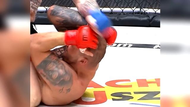 World Boxing Champion gets UNREAL MMA KNOCKOUT....(Krzysztof Glowacki) смотреть онлайн