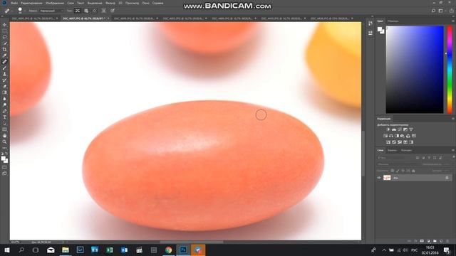 Как сделать белый фон на фотографии в Adobe Photoshop смотреть онлайн