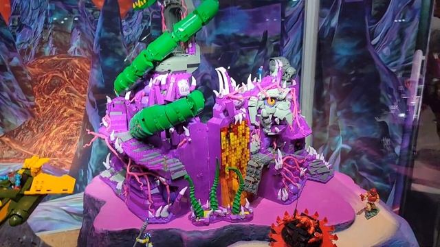 MegaConstrux Snake Mountain MOTU Display at SDCC 2022 смотреть онлайн