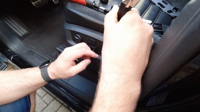 Туарег 2014 Touareg II NF как снять кнопки и пластик настройки сидения смотреть онлайн