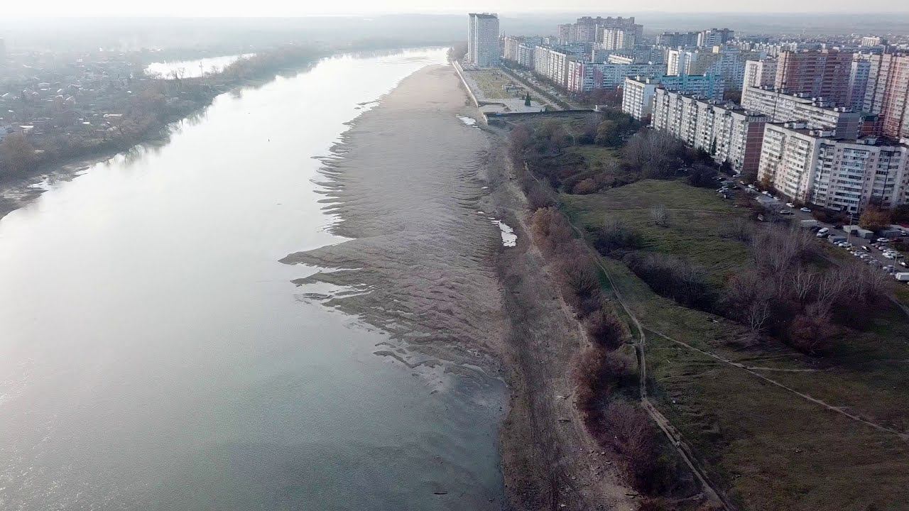 ЮМР, Краснодар: 2-я очередь аллеи 80-летия Рождественская набережная - 12 декабря 2020 (4K) смотреть онлайн