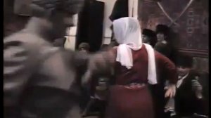 Старый красивый Чеченский Ловзар Старики классно танцует