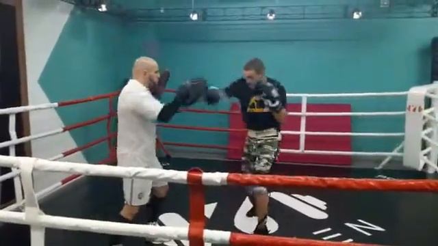 Бокс на Петропавловской борщаговке смотреть онлайн