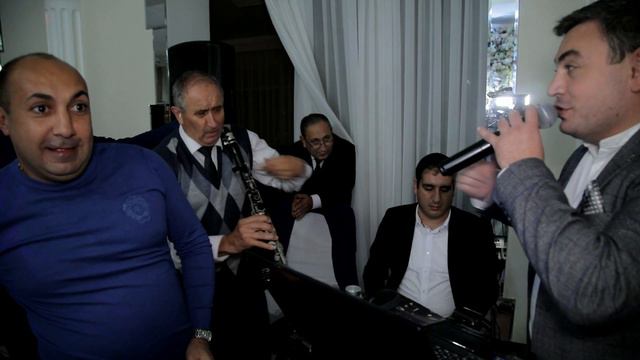 Аркадий Акопян жжет на свадьбе. Маэстро с кларнетом смотреть онлайн