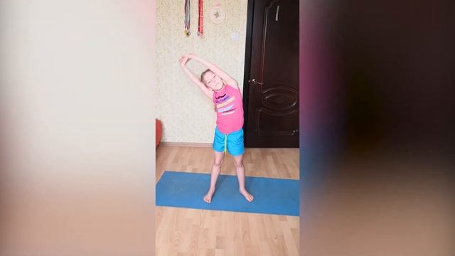 Видео-урок «Гимнастика». Тема: «Общая физическая подготовка». Руководитель: Алеся АСЛАМОВА смотреть онлайн