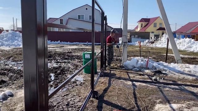 Забор на винтовых сваях(часть первая) смотреть онлайн