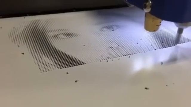 Magic F300P Multifunctional Engraver & Cutter-Photo Engraving смотреть онлайн