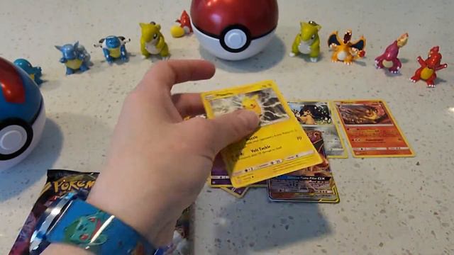 Was it worth the $12.99? Pokemon Booster Packs - Charizard Greatball Mystery Booster Pack Openings смотреть онлайн