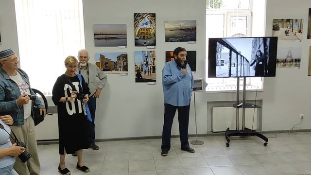 ГОРОД-СРЕДА ОБИТАНИЯ 2023. 18-ая ежегодная фотовыставка. В Центре книги и графики на Литейном 55. смотреть онлайн