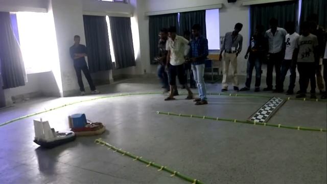 Hoverace 1 смотреть онлайн