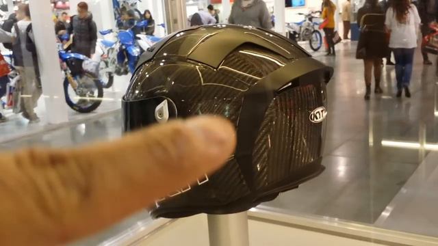 EICMA 2015 Milan Trip - KYT Thunderflash (Vlog 19) смотреть онлайн