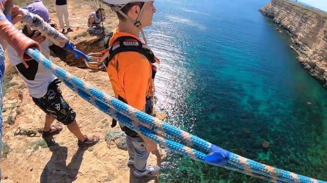 Шконин Денис Фиолент 62м 5 июня Прыжки с веревкой в Крыму смотреть онлайн