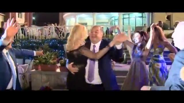 Alisher Usmonov va Gulnora Karimova raqsga tushmoqda. смотреть онлайн