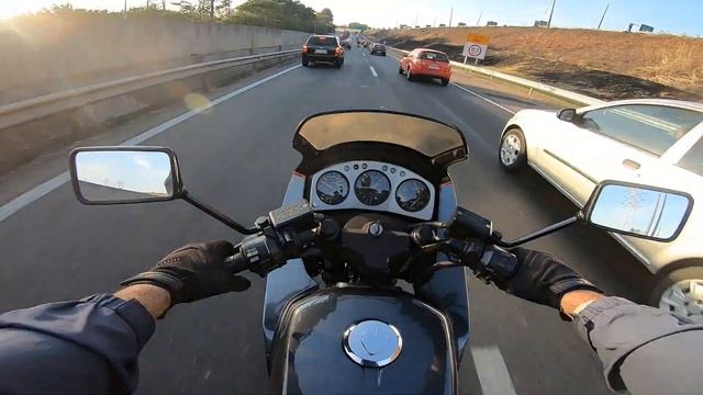Honda CBX 750F - De volta para a pista. смотреть онлайн