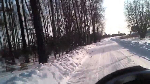 Зимняя прогулка на мотоцикле Ява 634 по зимнему лесу ч.1 смотреть онлайн