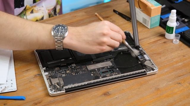 Restoring A Cheap Macbook Pro From Facebook Marketplace! смотреть онлайн