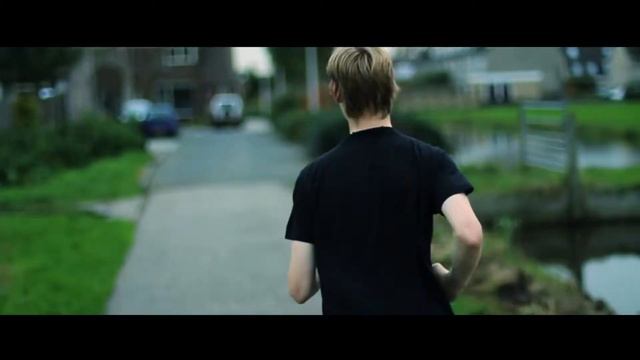 Canon 650D + Vintage Olympus OM 50MM F1.2 - Video clip shoot (The most random one) смотреть онлайн