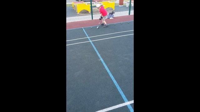 Kid's Hockey VLOG #2 Тренировка по хоккею на руки в 5 лет/ Hockey workout. Stickhandling 5 years ol смотреть онлайн