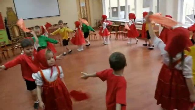 "Топни, ножка моя!" Кружок "Весёлые ножки" ср. гр. Дет. сад "Алёнка" Гурьевск смотреть онлайн