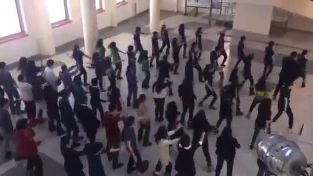 Флешмоб СВФУ ко Дню Самоуправления смотреть онлайн