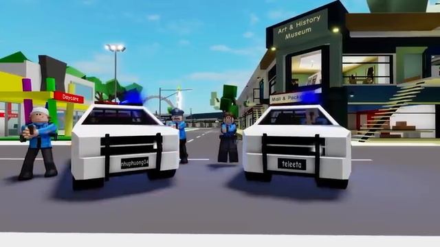 SPEAKER WOMAN Saves JJ And Mikey | Maizen Roblox | ROBLOX Brookhaven ?RP - FUNNY MOMENTS