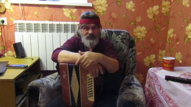 гр. СССР подозревает, что скрытая эпилепсия у "офицера" ГИБДД РФ Семенова, - результат контузии... смотреть онлайн