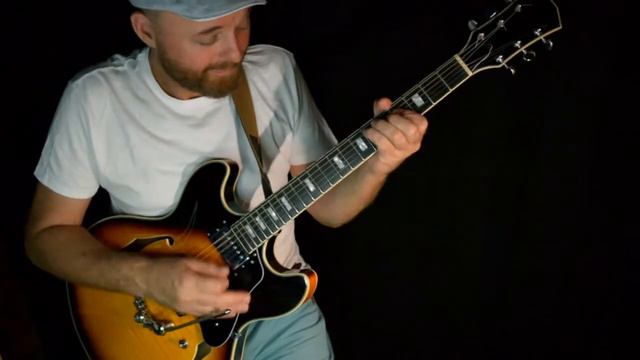 'Quizás Quizás Quizás' (Osvaldo Farrés, 1947) / Sire H7 Guitar With Duesemberg Less Trem II