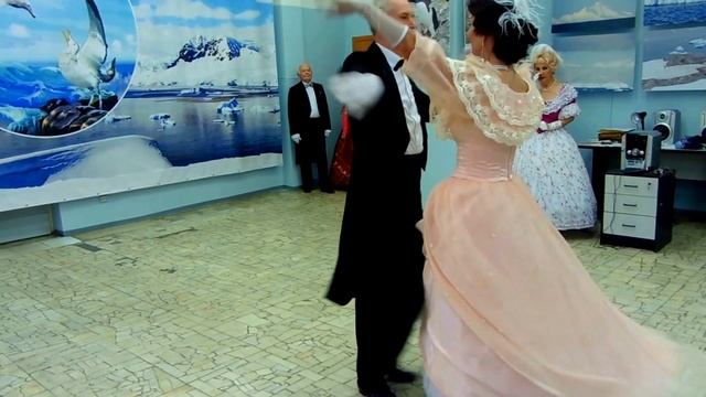 ВАЛЬС "НАТАЛИ" Выступление в " КЛУБЕ 100 ЛЕТ" смотреть онлайн