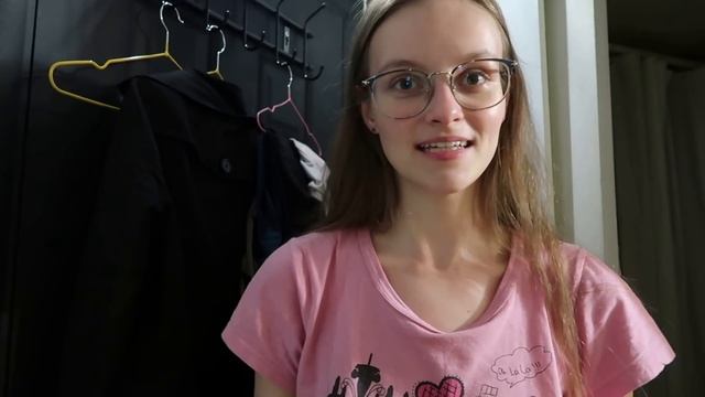 ШИЗОФРЕНИК изолировала себя от ЛЮДЕЙ, СОЦСЕТЕЙ, ЧАСОВ, ДНЕВНОГО СВЕТА и вот что получилось смотреть онлайн