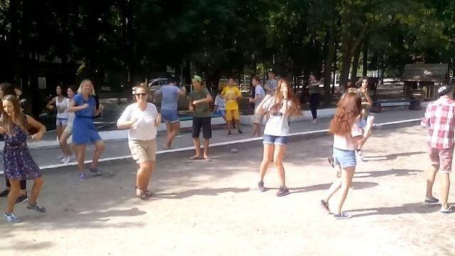 Major Lazer – Light It Up ( Зарядка в лагери.) смотреть онлайн