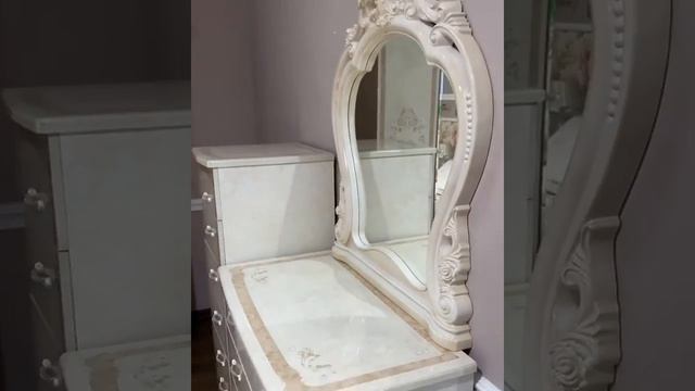 Спальня Патрисия с 4 дверным шкафом Корень Ясеня глянец Эра мебель смотреть онлайн