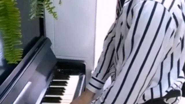 кто знает эту песню? 😁 Мэрзляко исполняет зор бах тавэл 😻✌🏽 смотреть онлайн