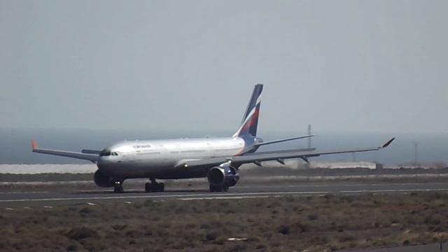 Airbus A330-300 || 