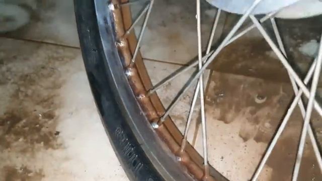 How to Remove Rust on Motorcycle Professionally in Just Rs.50 Urdu/Hindi by Tech Knowledge смотреть онлайн