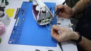 Утюг Bosch с функцией Auto off не включается | Простое решение | Ремонт | Разборка