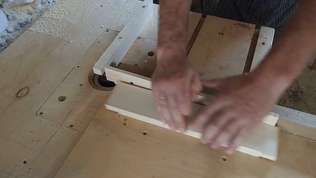 Из простой доски шикарный стул. Резной стул своими руками. Резьба по дереву.Как изготовить стул. смотреть онлайн