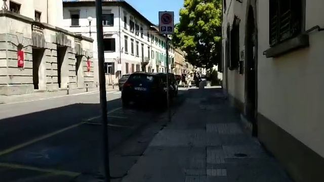 другая Италия. .закаулки переулки..не центр..🇮🇹☀️#italy