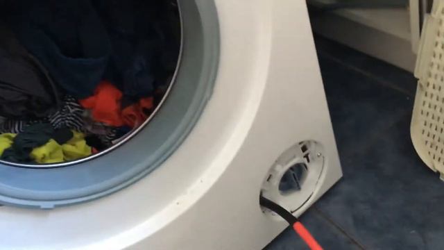 Emergency Drain a Bosch Serie 6 Washer Dryer смотреть онлайн