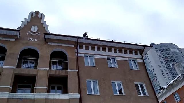 Уборка снега с крыш Екатеринбург смотреть онлайн