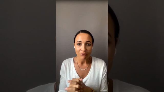 Как каждый человек формирует свою реальность? #психотерапия #психология #деньги смотреть онлайн