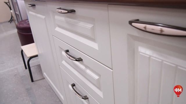 Кухня «Эмили» смотреть онлайн