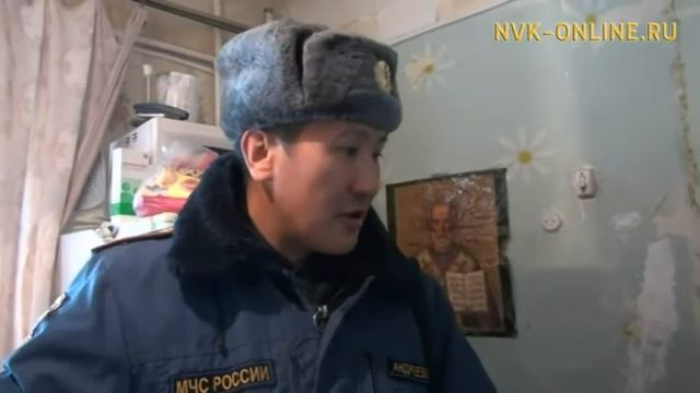 Сотрудники МЧС Якутии проверяют газовое оборудование в многоквартирных домах столицы смотреть онлайн