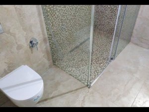 Как сделать ремонт в ванной и туалета с самодельной душевой кабинкой своими руками ?