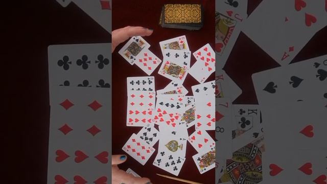 Наш любимый! дорогой! единственный! Крестовый Король! расклад на отношения смотреть онлайн
