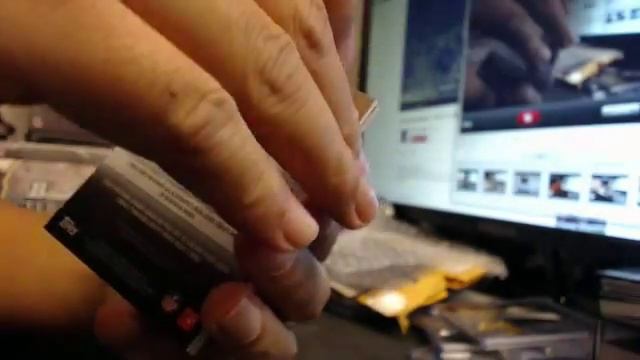 2011 Topps Triple Threads Football Hobby Box Break смотреть онлайн