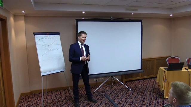 Никита Белоусов (MiF'2017) о программе "Мастер финансов" РЭШ смотреть онлайн